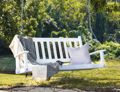 Heartland White Porch Swing