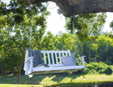 Heartland White Porch Swing