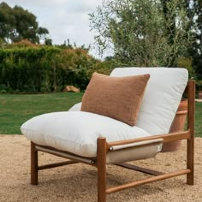 EXTILION CHAIR 16